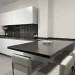 Daire Modern And Spacious With View. *